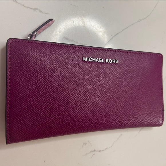 Michael Kors Wallet- NWOT - Picture 15 of 16